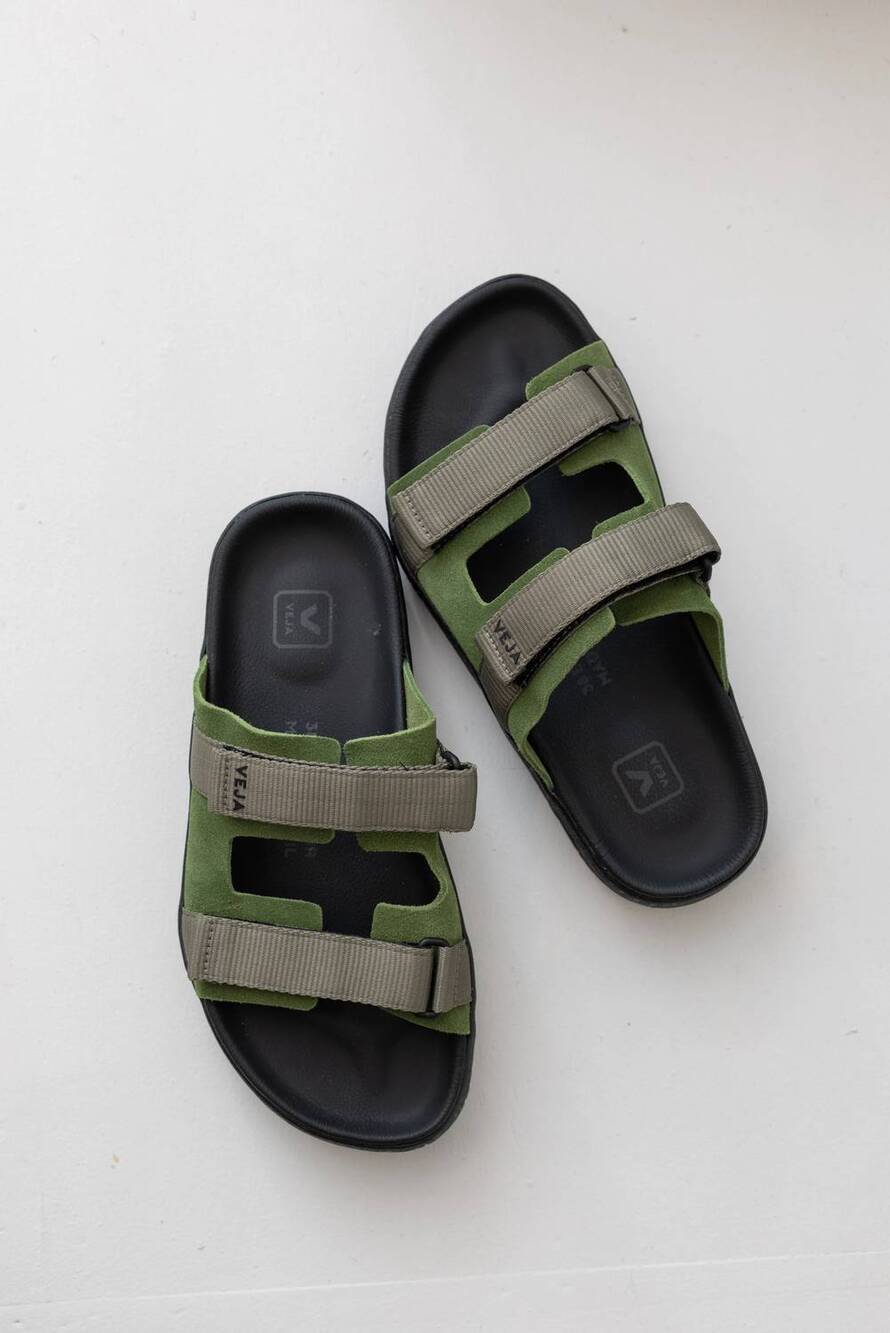 NEW VEJA women's militar kaki arpoador suede sandal in green